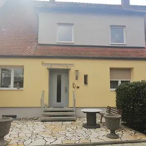 Apartment Ruhig Und Doch Zentral - Daham, Röthenbach an der Pegnitz
